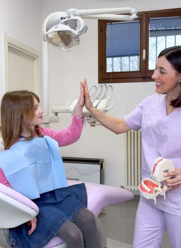 GALLERY 8 - Dentista a Cento